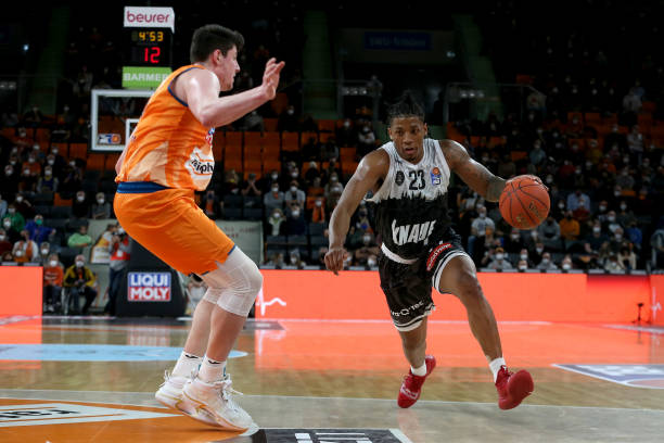 出了卓越的 出了卓越的